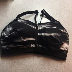 Sports bra